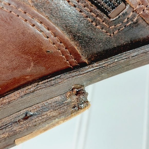 UGG Brown Leather Slip On Buckle Detail Side Zipper Ankle Riding Booties I205 - Picture 12 of 13